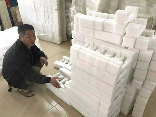 仓库一角